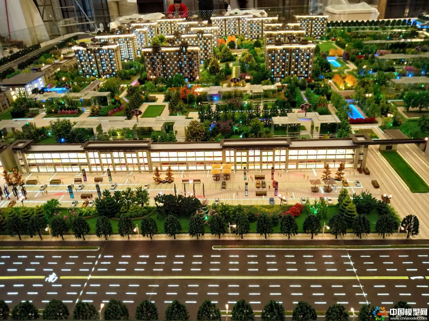 樓盤沙盤模型制作、別墅沙盤模型制作、城市規(guī)劃沙盤制作、建筑模型設計制作、工業(yè)模型設計制作、數(shù)字多媒體沙盤制作