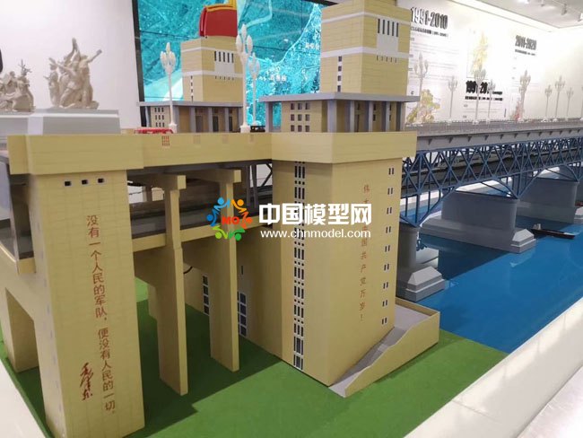 南京長(zhǎng)江大橋沙盤(pán)模型