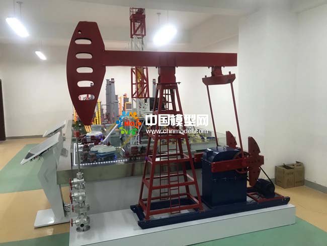 石油開(kāi)采與煉油廠工藝沙盤(pán)模型